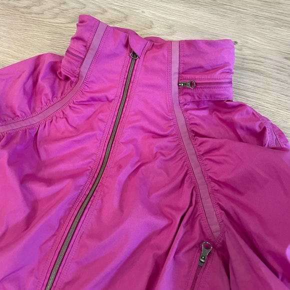 LULULEMON Pink Zip Up Windbreaker Jacket w/ packable hood & ponytail hole Sz 4 - Picture 5 of 15